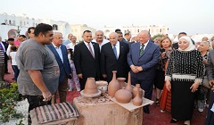 محافظ القاهرة يتفقد مهرجان الفواخير الثانى تحت عنوان جواهرجية الطين 