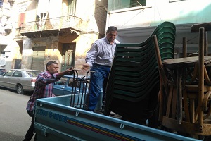 إزاله المخالفات من شوارع الحي 