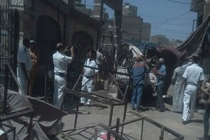 حي دار السلام يجري حملة نظافة مكبرة