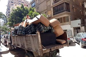 حملات لرفع جميع اشغالات الباعة الجائلين بنطاق الحي