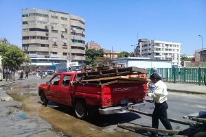 تقليم وتهذيب اشجار الحي تقليم وتهذيب اشجار الحي 