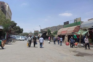 "حي حلوان" يقضي على  فوضى "التوك توك" أمام محطة المترو