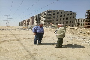 رئيس حي البساتين يتصدى للبناء المخالف