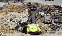 صيانة واصلاح مواسير المياه ببعض شوارع الحي