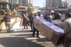 حملة مكبرة لرفع الاشغالات بشوارع الحي