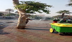 غسيل شارع الكورنيش من أمام معهد الأورام حتى سور مجرى العيون