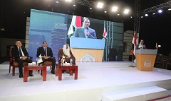 محافظ القاهرة يشهد حفل تكريم الطلاب المتفوقين بأكاديمية السادات