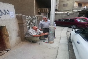 حملات صيانه وتغير كشافات الإنارة ببعض شوارع الحي