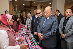 محافظ القاهرة يشهد توزيع 3 آلاف شنطة مواد غذائية بالمرج 