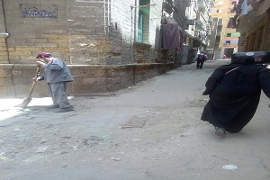 حملات نظافة ورفع كفاءة الشوارع بحي الخليفه