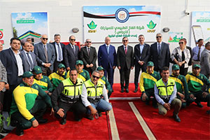 وزير البترول ومحافظ القاهرة يفتتحان محطة متكاملة للوقود بالتجمع الخامس