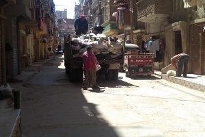 حي حلوان يشن حملات نظافة ببعض شوارعه