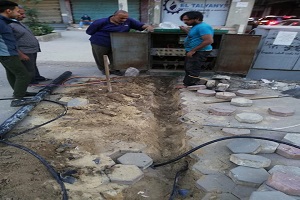 متابعة مد كابلات وصيانة الولاعات بشوارع الحي  