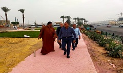 رئيس نظافة القاهرة يتفقد إنشاء حديقة الأمل الجديدة بمحور الحضارات 