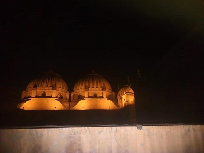 إضاءة قباب مقابر الأسرة العلوية الآثرية بمنطقة الإمام الشافعي