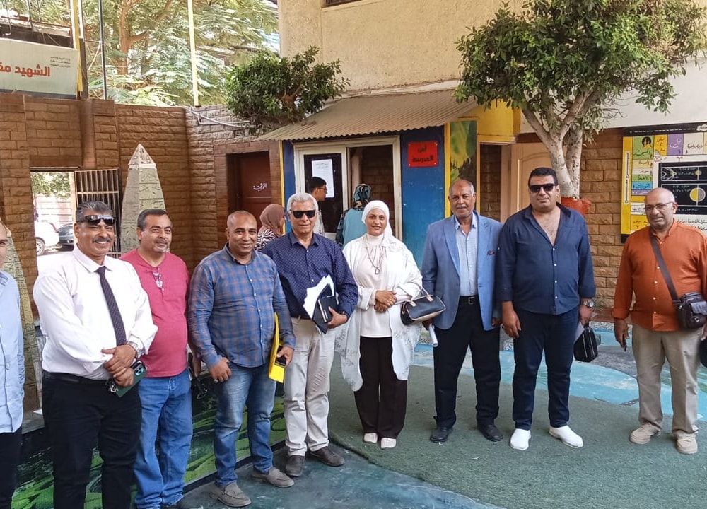 التجهيزات لإستقبال العام الدراسى الجديد