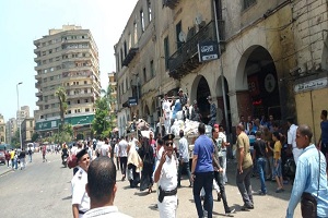 حملة مكبرة لرفع الإشغالات بالحي