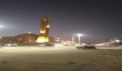 تركيب أعمدة للإنارة ورفع كفاءة الاضاءة بشارع الخمسين 