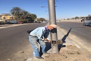 تنفيذ أعمال الصيانة الدورية لشبكات الإنارة 