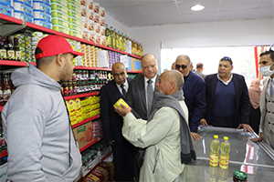 محافظ القاهرة يفتتح منفذين جديدين من منافذ "أهلاً رمضان " بالمنطقة الجنوبية