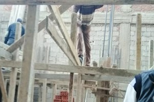 التصدى لـ 10 حالات بناء مخالف بدون ترخيص بحي طره