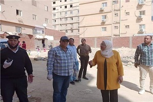 نائب محافظ القاهرة يتابع إزالة المباني المخالفة بالمقطم