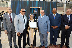 محافظ القاهرة يشهد تكريم أوائل الثانوية العامة بإدارة القاهرة الجديدة