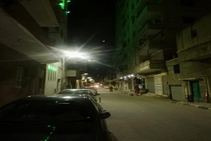 حملات لرفع كفاءة الإنارة بشوارع الحي 